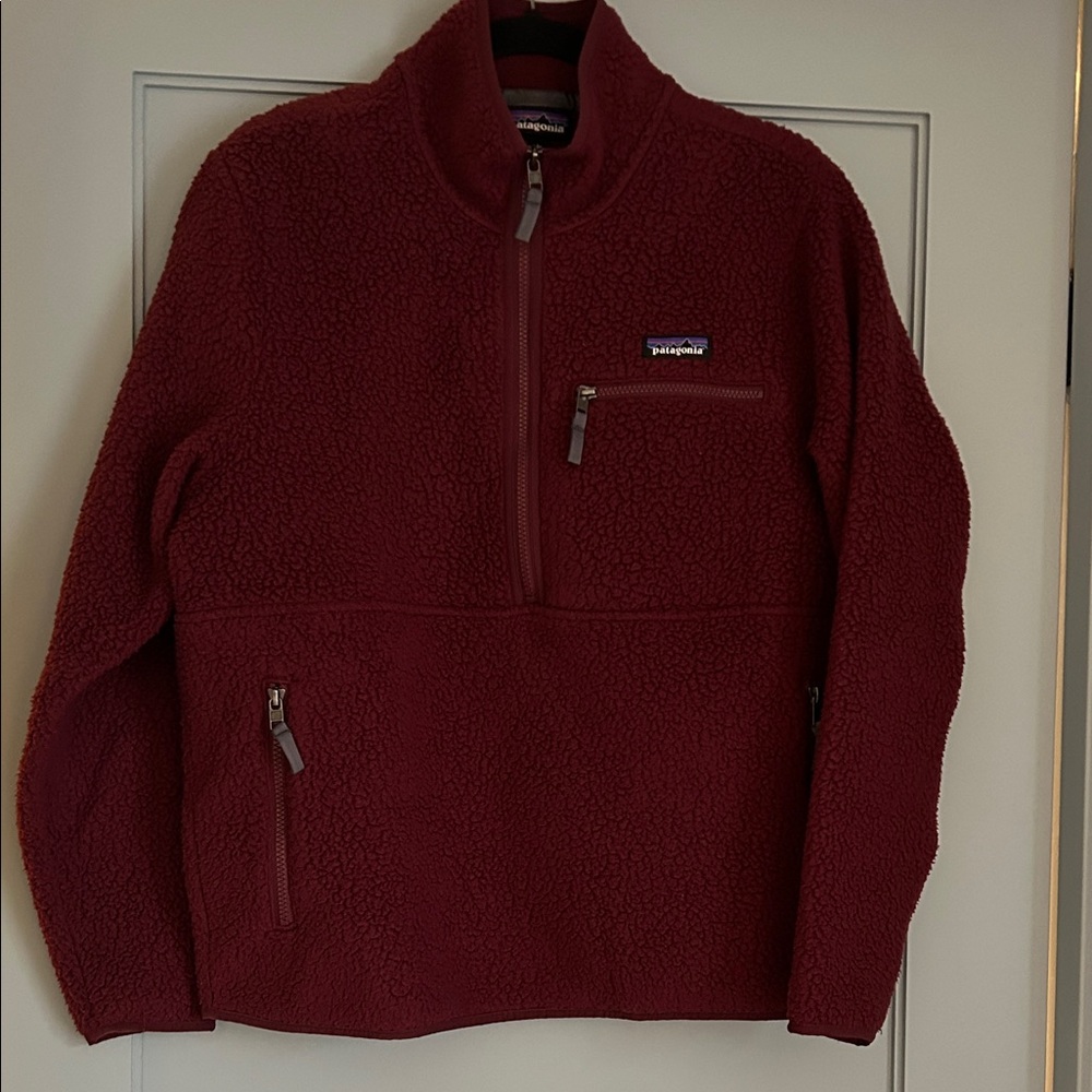 Patagonia women’s retro pile fleece marsupial pullover